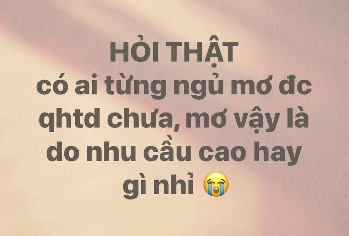 girlxinhngoan1's tweet photo. Chắc do t nhu cầu cao🙂 https://t.co/uEldKmAH46