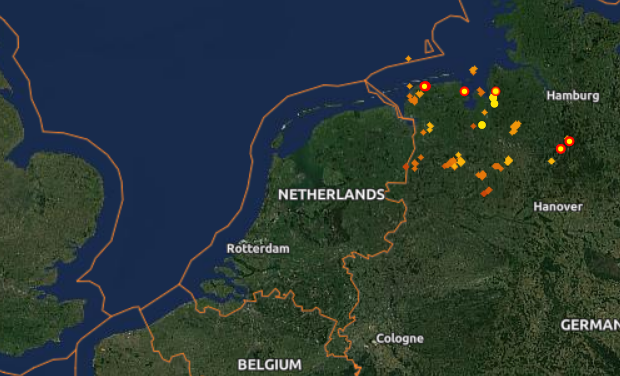 WsNL_Henry's tweet photo. Update 14:00 uur 3 juni-2026 het UK front staat op punt NL binnen te trekken #StcNL #Regen helaas ligt ESTOFEX (European storm experiment) eruit, voorlopig zit er nog geen #onweer op het UK front https://t.co/XLs8ldT8kC