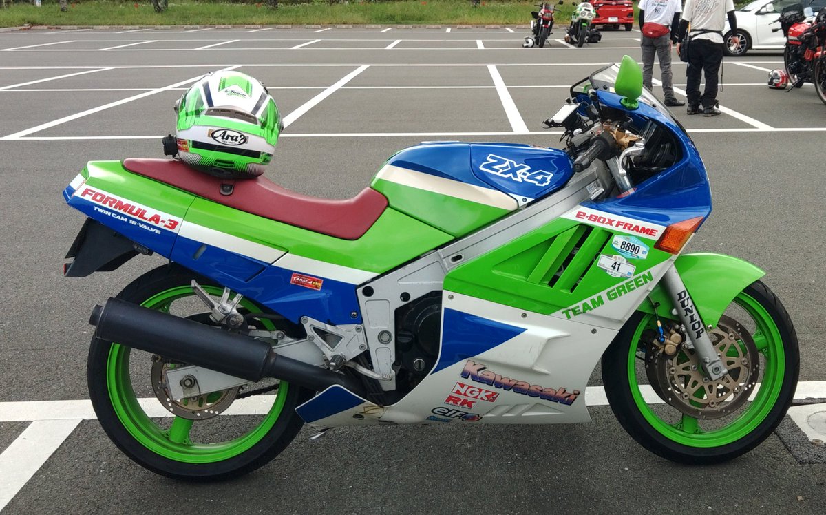 xjrxMHTamYN2ldR's tweet photo. #KAWASAKI乗りと繋がろう2026初夏
#GPX750R
#ZX4 https://t.co/Rk1clY1LOt