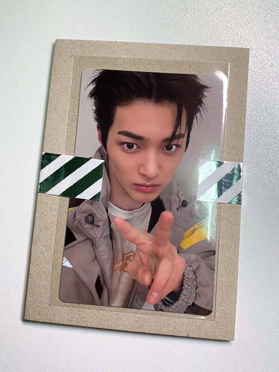 hmd_ahn's tweet photo. ( #ซื้อของกับบัว ) สุดหล่อมาแล้วค้าบบบส่งเร็วมาก😚💘 https://t.co/9qNh46hAyb