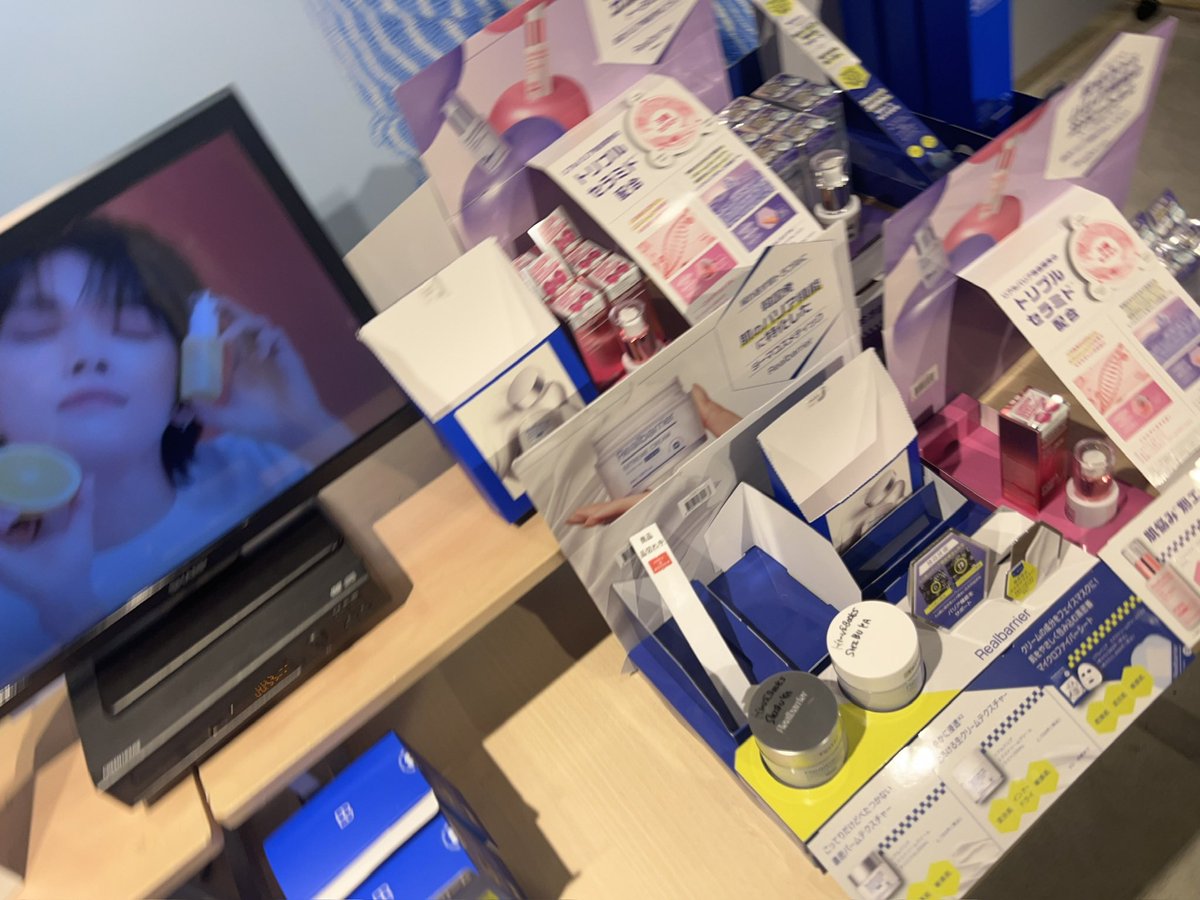 shua__mon's tweet photo. 偶然の産物、爆可愛い奇跡 https://t.co/erW8OPzx2O