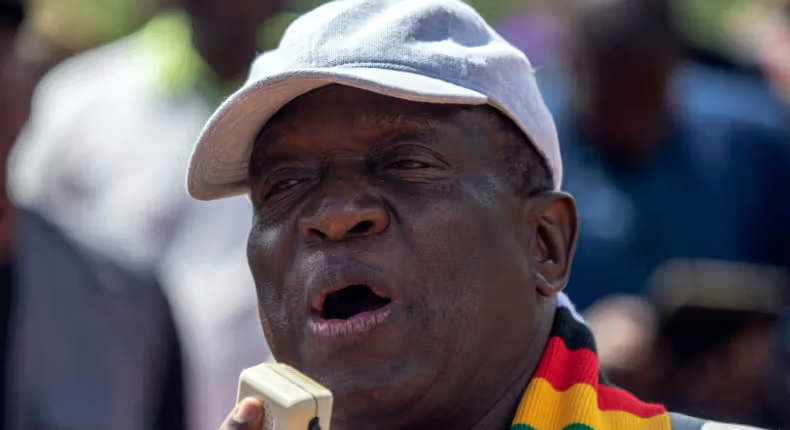 BusInsiderSSA's tweet photo. Zimbabwe’s🇿🇼 ruling party pushes plan to extend 83-year-old president’s tenure and scrap direct elections

Zimbabwe🇿🇼 has taken a major step toward extending the rule of 83-year-old President Emmerson Mnangagwa, introducing a constitutional amendment bill that would postpone elections due in 2028, keep him in office until 2030 and fundamentally change how future leaders are chosen.