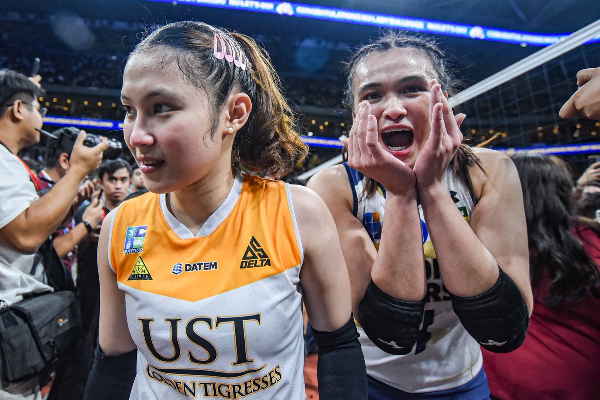 volleytiger's tweet photo. TOGETHER AGAIN!!!

TEAMMATES NA ULIT SINA DETDET AT BELLA! UNLI BAKLAAN 😭😭😭

THANK YOU CAPITAL1! 💛

#PVLDraft #PVL2026 https://t.co/VmP67Aj3bZ