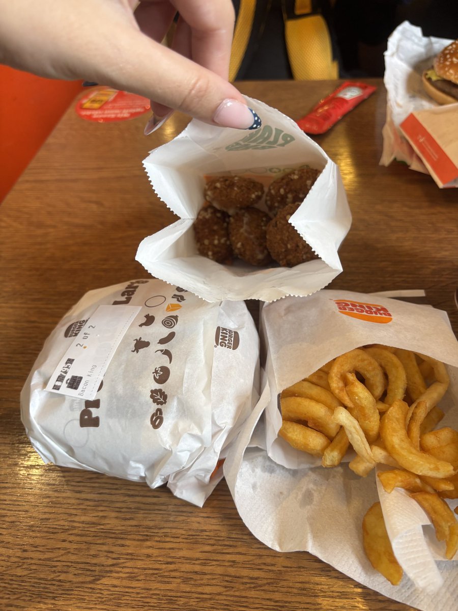 Sommer🦋 tweet media