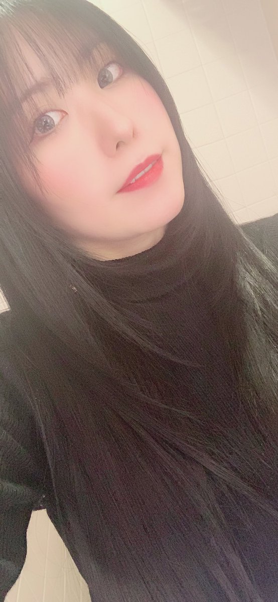 9426Ai's tweet photo. というわけでぬるっと再開して続いてしまった毎日配信もなんだかんだで3年を迎えてしまいました笑
見守ってくれている皆様いつもほんとーにありがとうございます！
くまちゃん届いたら辞めるかどうするか決めたいのに一向に届かない…笑
いつまで続くかわからないけど今後ともよろしくお願いします！ https://t.co/lKSfDXeskf