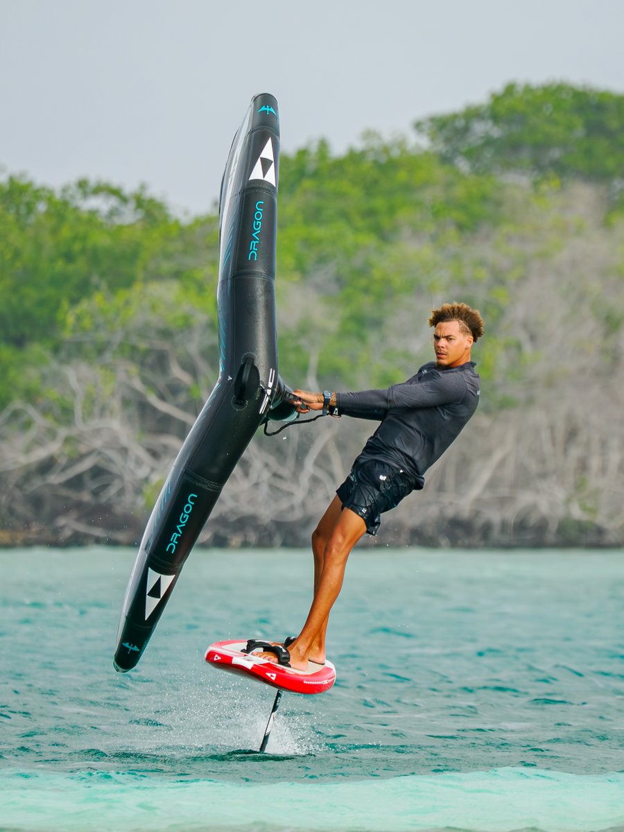 sic_maui's tweet photo. Terence Clappers, eyes on the prize. 👀
—-----
Gear Combo: Raptor Pro 4'11 × Dragon Wing

#SICMaui #BoundByWater #SICWingLife https://t.co/K44T4Qpej7