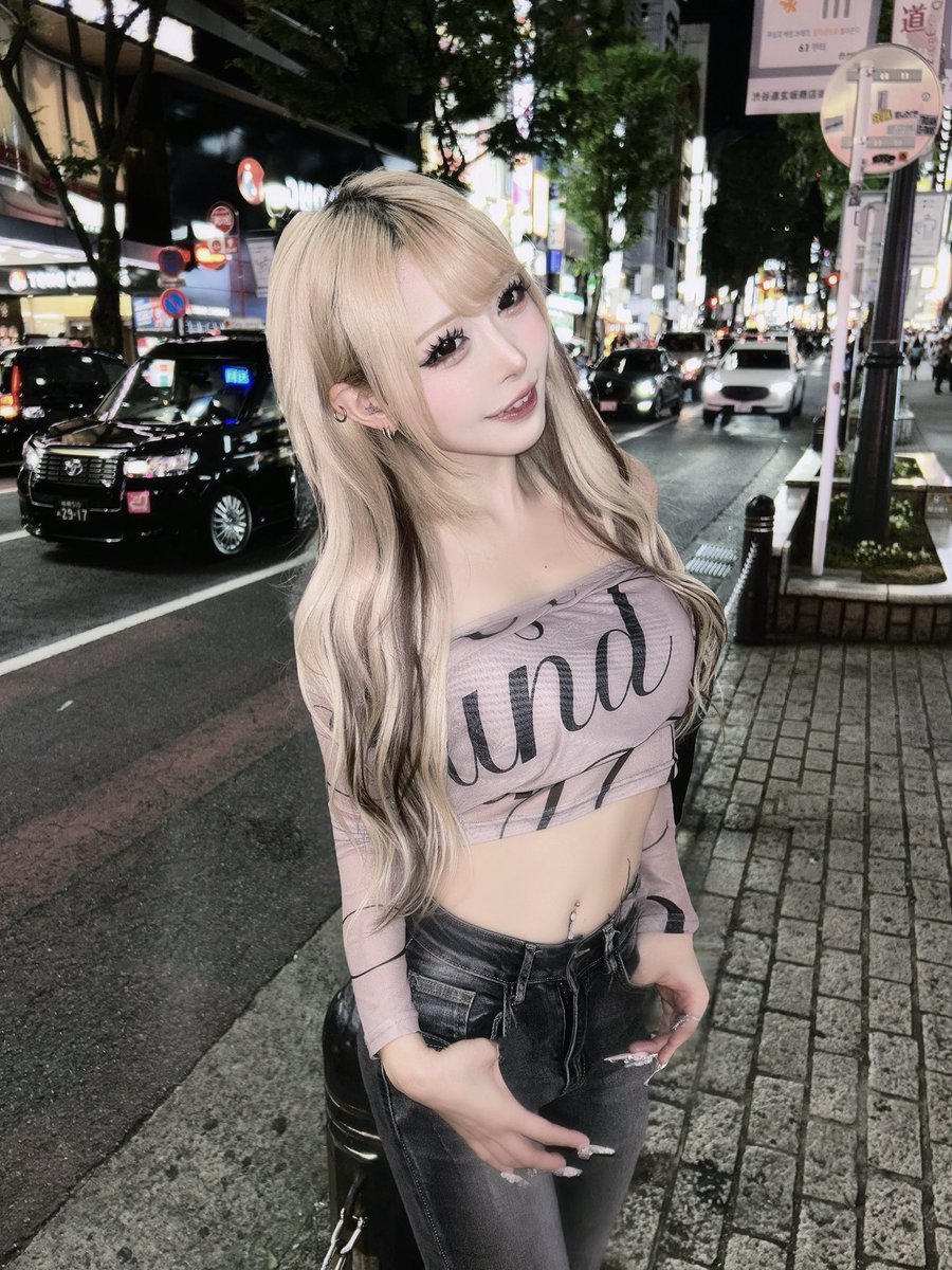 最近流行ってる透けてる服