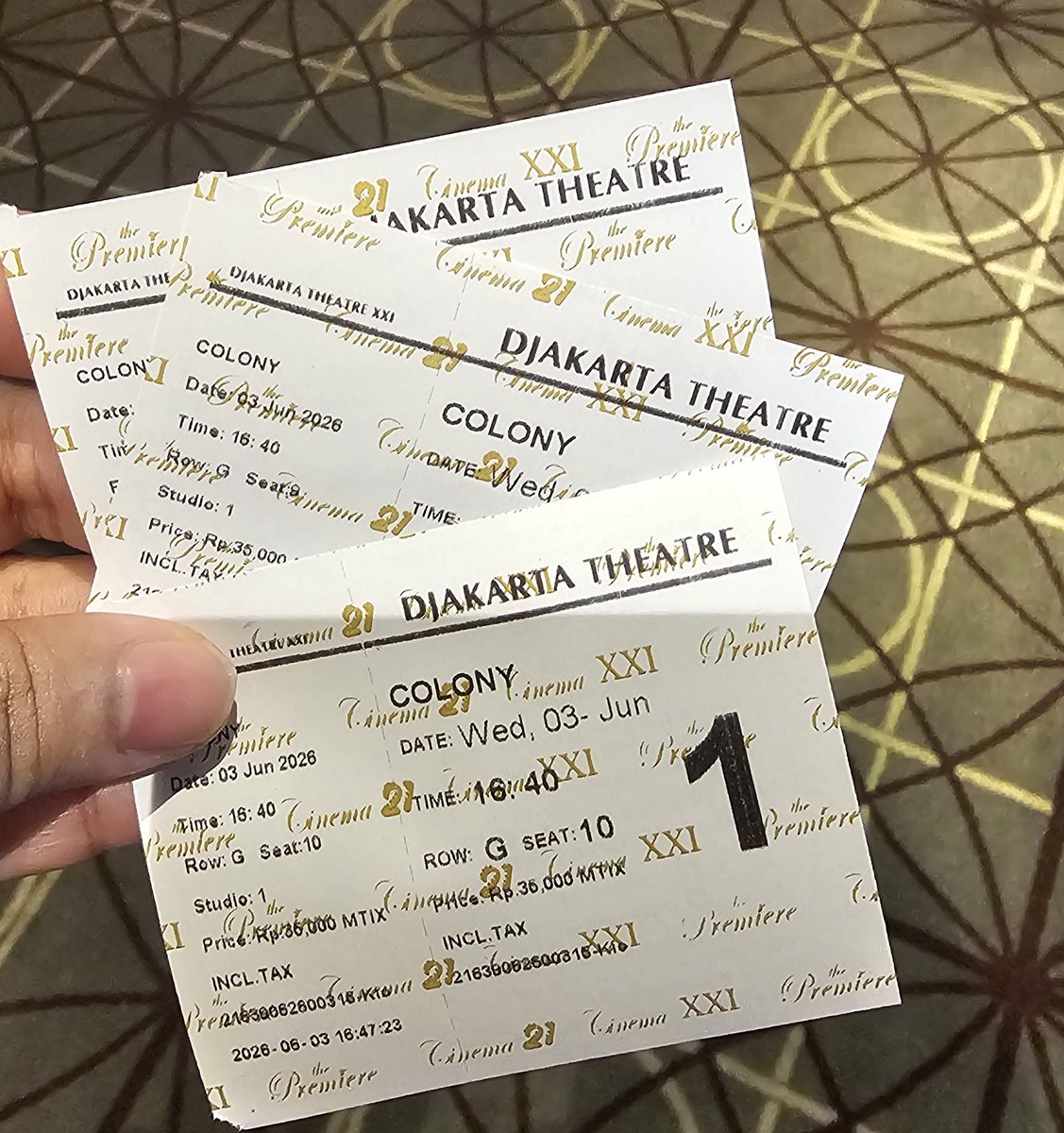 shakuyaaa's tweet photo. @kdrama_menfess Seru banget nonton legal di bioskop dar der dornya berasa banget dan ikut gregetan bareng seruangan 😆 https://t.co/wAesvhOVYi