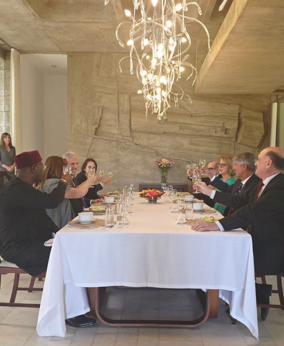 katkatomka's tweet photo. Such an honour &amp; joy to host a farewell lunch for Amb. Laudemar Aguiar @ItamaratyGovBr at our beautiful Residence.
Thank you Laudemar for all the support &amp; work for strengthening economic ties 🇸🇰🇧🇷! And for being a good friend! All the best in your new post! 
#slovakia #brasil https://t.co/e9gakWZJjf