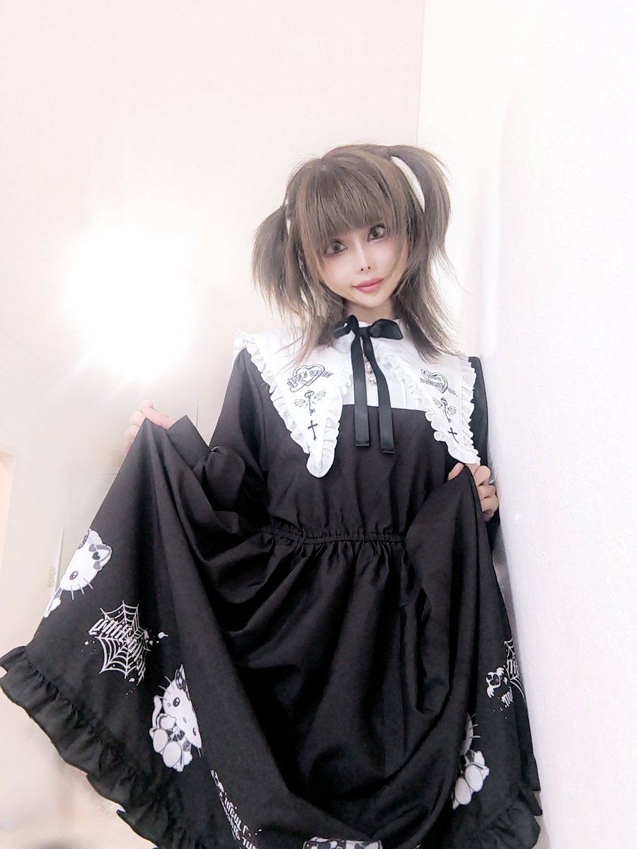 0825mean's tweet photo. キティ❤ワンピースฅ^•ω•^ฅ https://t.co/nn2DlkJvta