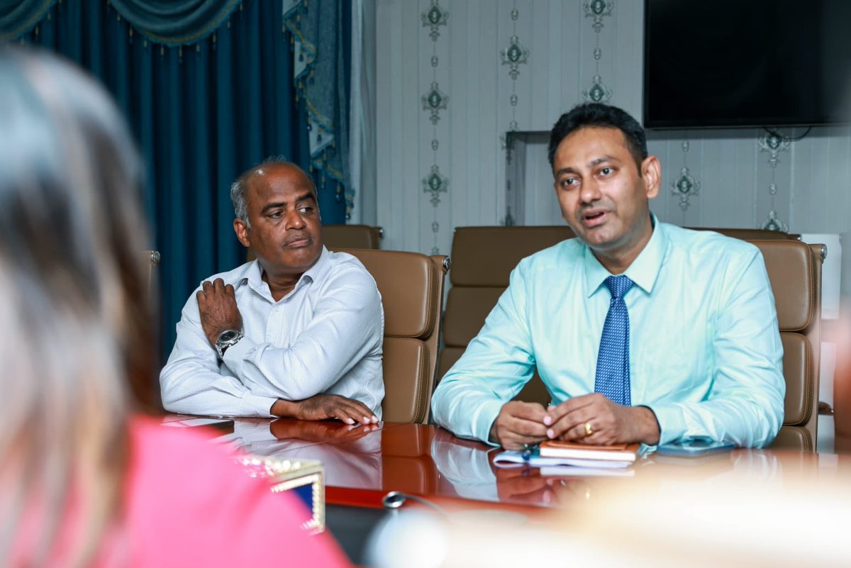 MoHmv's tweet photo. Minister @geelaali met with representatives from ADK Hospital and Tree Top Hospital to discuss healthcare services and ongoing collaboration in the health sector. https://t.co/nA0ABdrMbo