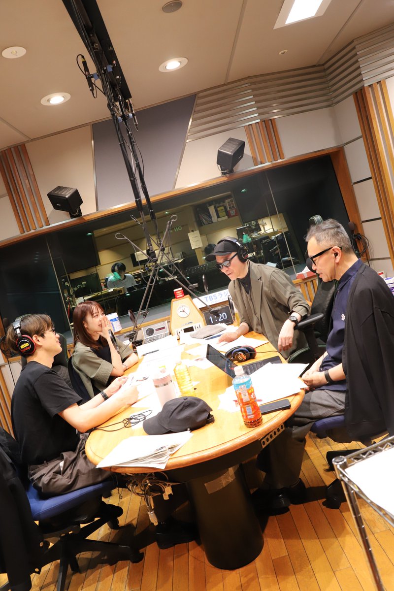 after6junction's tweet photo. 宇多丸×宇垣美里で生放送中

オールジャクソン楽曲総選挙 結果発表！
with #高橋芳朗＆#森崎ウィン

このあとクライマックス！
トップ３を発表！

#utamaru をつけてradikoのリンクをポストしてね
https://t.co/APN8uBuVSk

#utamaru #マイケル・ジャクソン #ジャネット・ジャクソン #ジャクソン5 https://t.co/6HEx62RXJM
