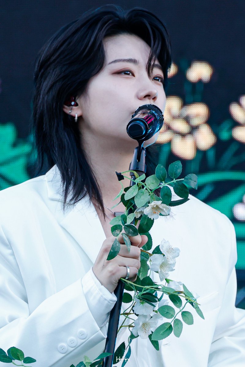 TOUChhm_'s tweet photo. 260530 뷰티풀민트라이프

🌿🍀

#터치드 #윤민 https://t.co/eKFcf5HnPy