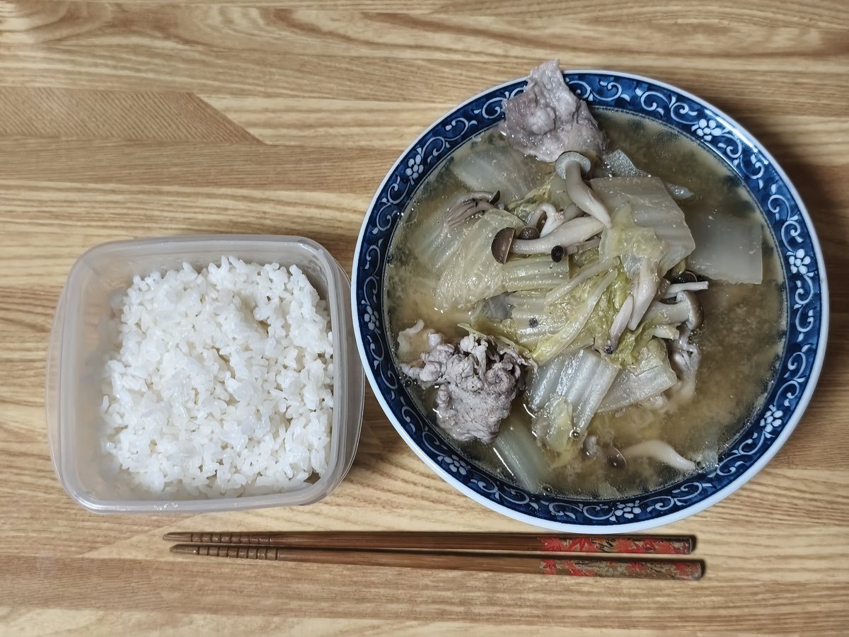 YujiSoftware's tweet photo. #今日の夕飯 https://t.co/MPZIUbLzoT