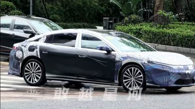 caradviserspak's tweet photo. 👀⚡ BYD's upcoming #DaHan is almost out of hiding.

💬 First impressions?

🚘 CarAdvisers — Cars Made Simple.
#BYD #EV #ElectricCars https://t.co/syk2nMJKqw