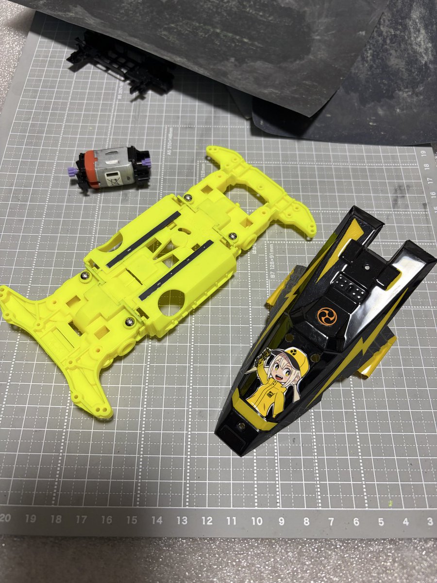 mackey_dog's tweet photo. 新ドラ子フレキ鋭意製作中 https://t.co/GZmEfOrqS6