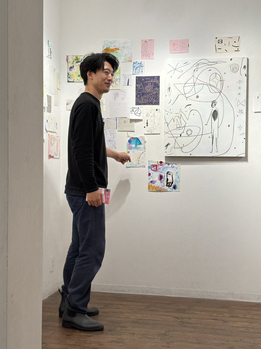 OGUMAG's tweet photo. 【明日6/4(木)より谷本萌個展】

今日は凄い風でしたね。被害が大きくなりませんように。

本日は明日6/4(木)より始まる #谷本萌 個展の設営日でした。

小作から特大の作品まであります。
明日より2週間。お楽しみに！

「How do you do?」
6/4(木)-14(日) 
OPEN 木〜日,13:00-19:00 
最終日18:00迄 https://t.co/Zxg9yuQ5iI