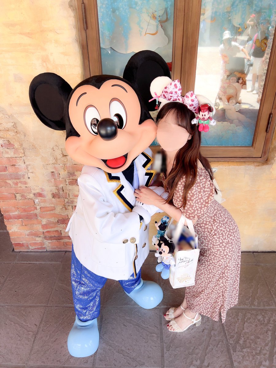 22_machu_'s tweet photo. 毎年恒例のチェリーディズニー🍒♡

#herlipto
#tokyodisneysea https://t.co/ueNZOFvXay