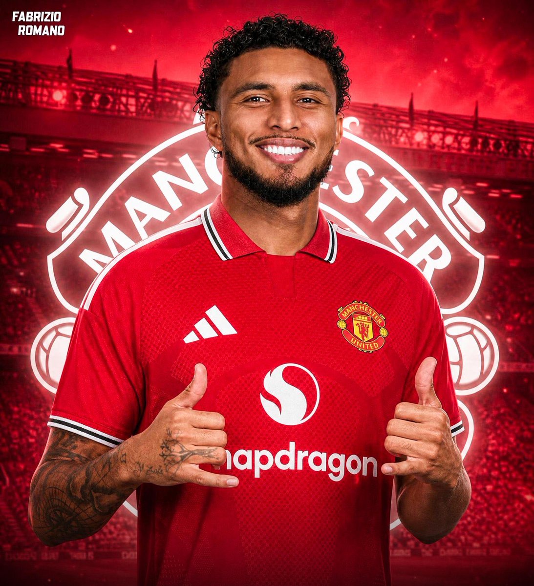 wayneboney91's tweet photo. Hello my friend @FabrizioRomano, is it true that Anderson is now aman utd player. https://t.co/v4fpzza2cj