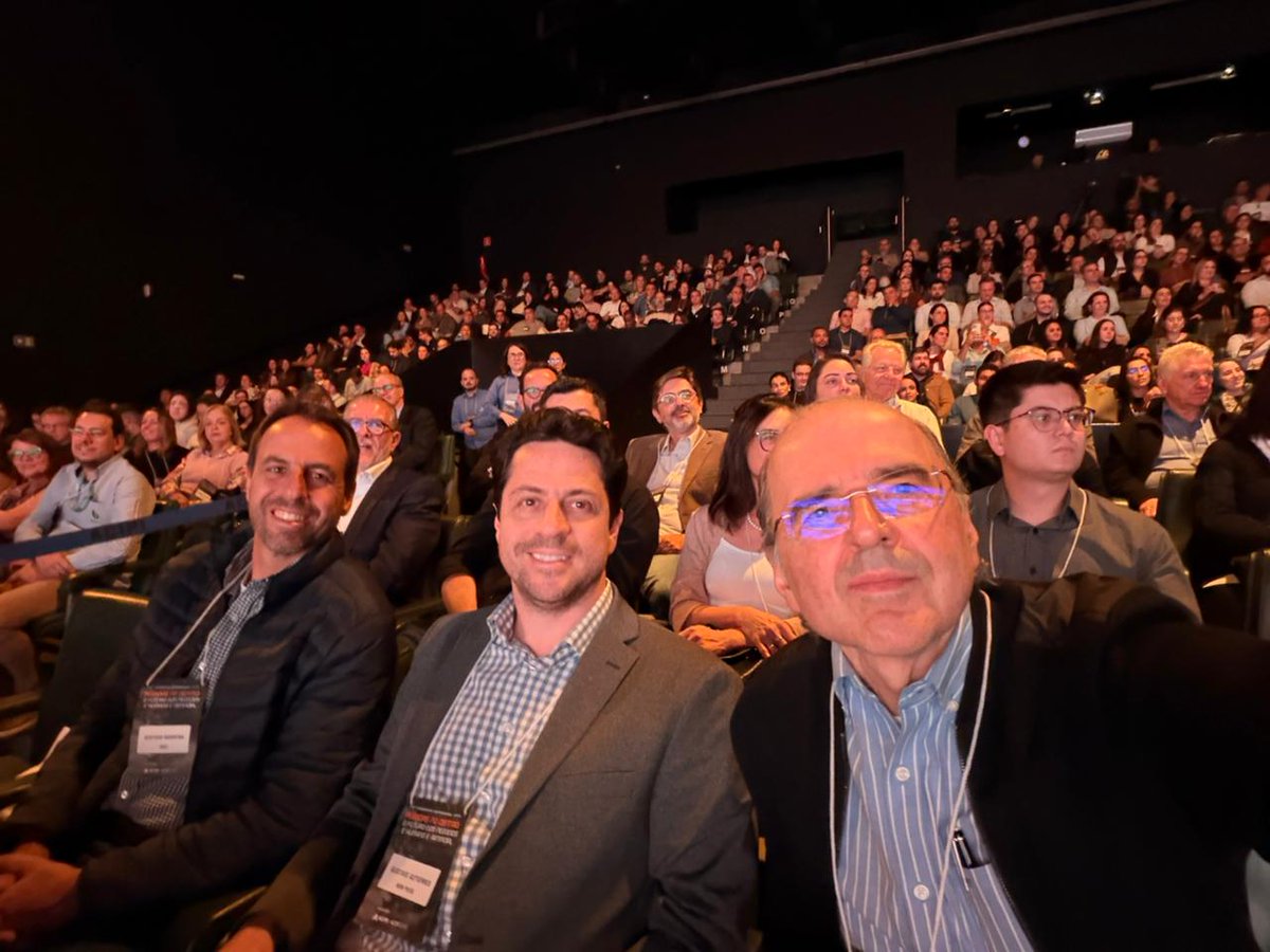 FriasNeto's tweet photo. Estivemos presentes no Congresso ACIPI, um importante encontro para troca de experiências, networking e discussão sobre os desafios e oportunidades que impulsionam o desenvolvimento da nossa região. https://t.co/CBkbds13xD