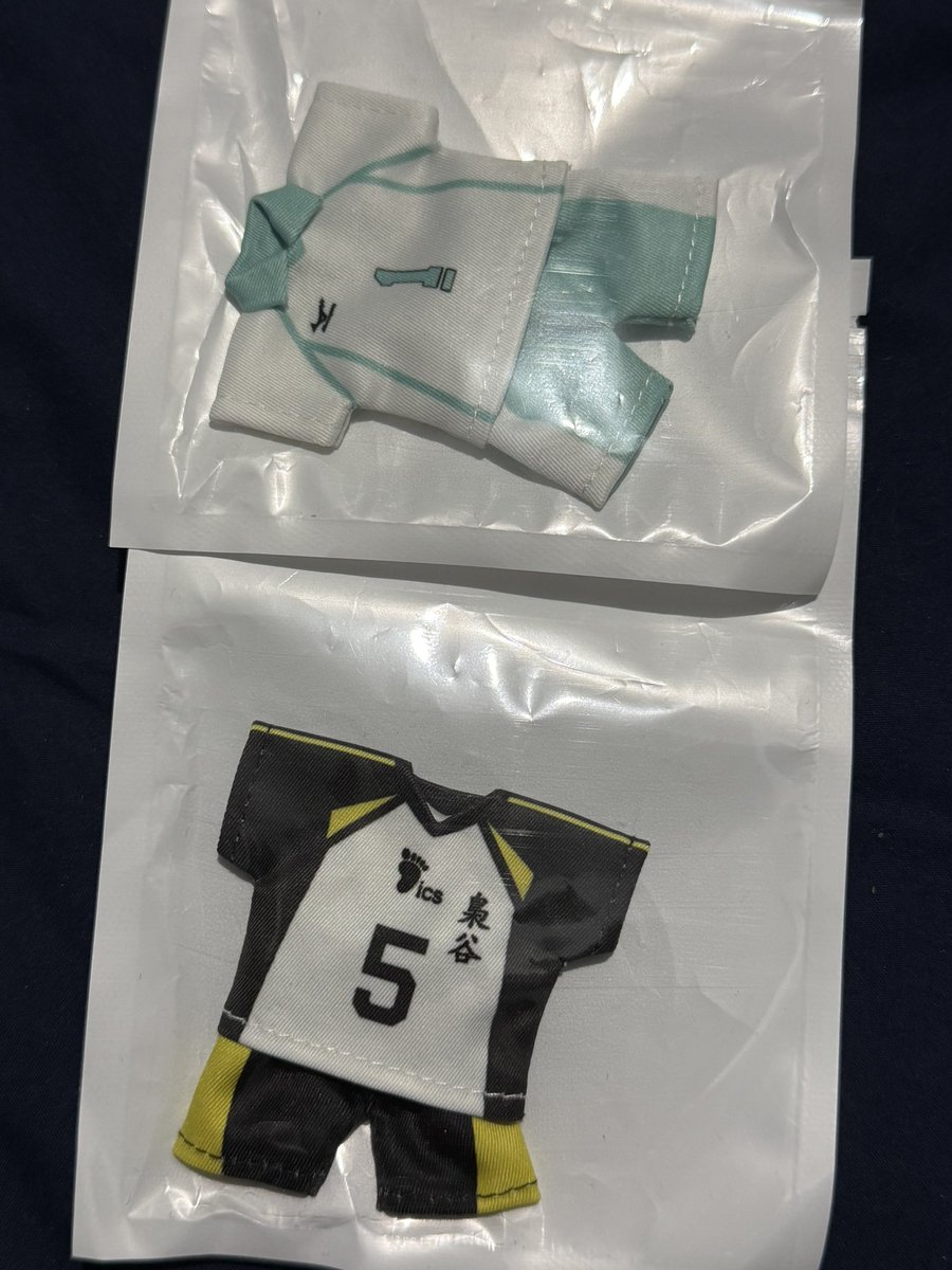 captgepard's tweet photo. yeay akhirnya oikawa punya jersey sendiri https://t.co/WOpxaSD2hY
