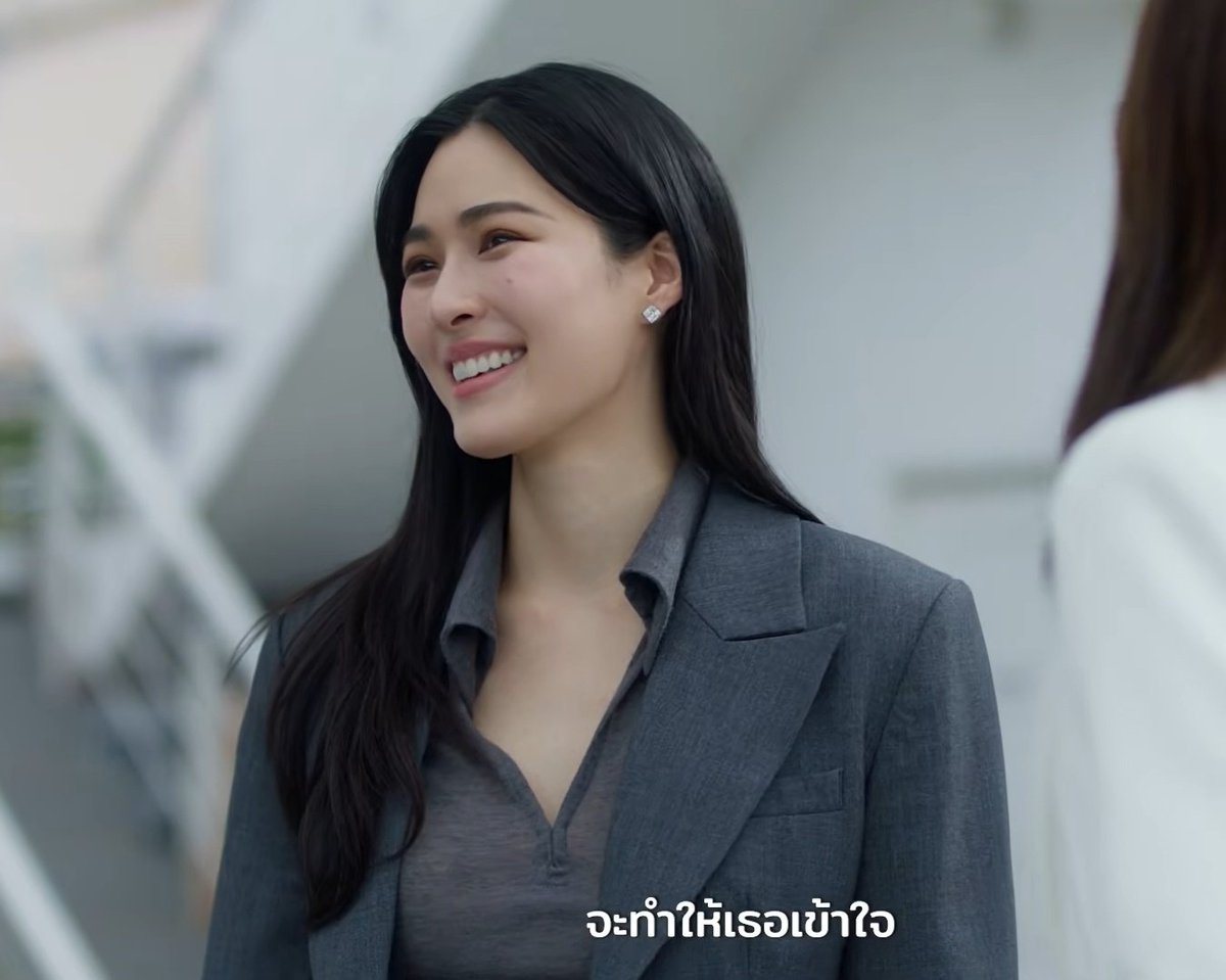 Pas_Kkkyo's tweet photo. กลางวันผมเป็นผู้บริหาร แต่พอเลิกงานผมเป็นขี้เมาคนหนึ่ง.. https://t.co/RMAcCJlG6I