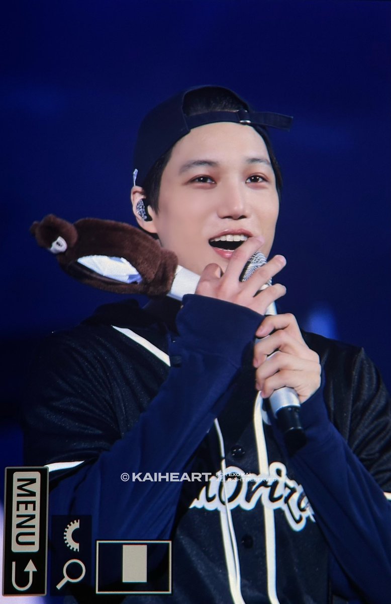 KAI_HEART_114's tweet photo. 260603 EXO PLANET #6 - EXhOrizon in JAPAN OSAKA D-2 🐻👋⚾️

#KAI #카이 #종인 #엑소카이 https://t.co/uFBMH0nV0m