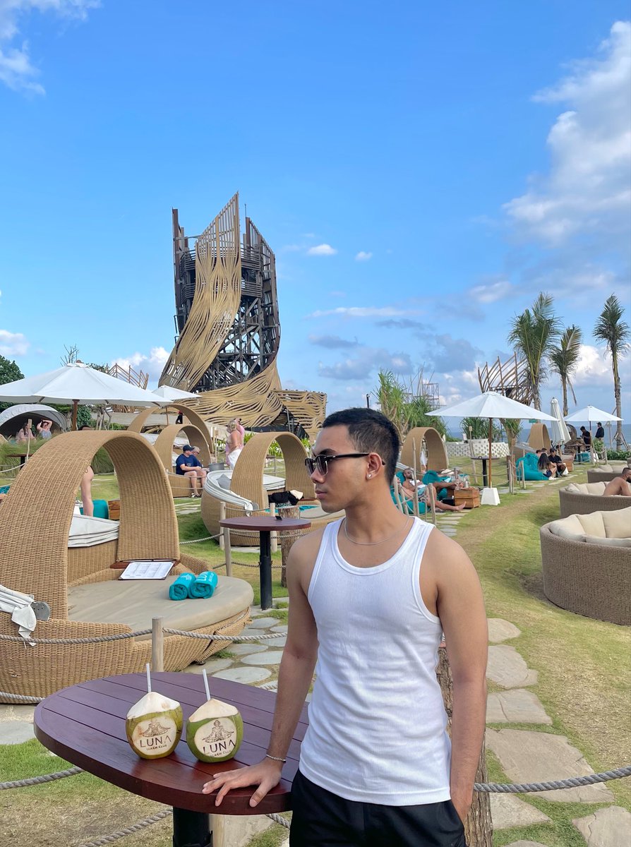 thunderthieff's tweet photo. drop foto apapun asalkan di Bali https://t.co/f9SPjPIfTe