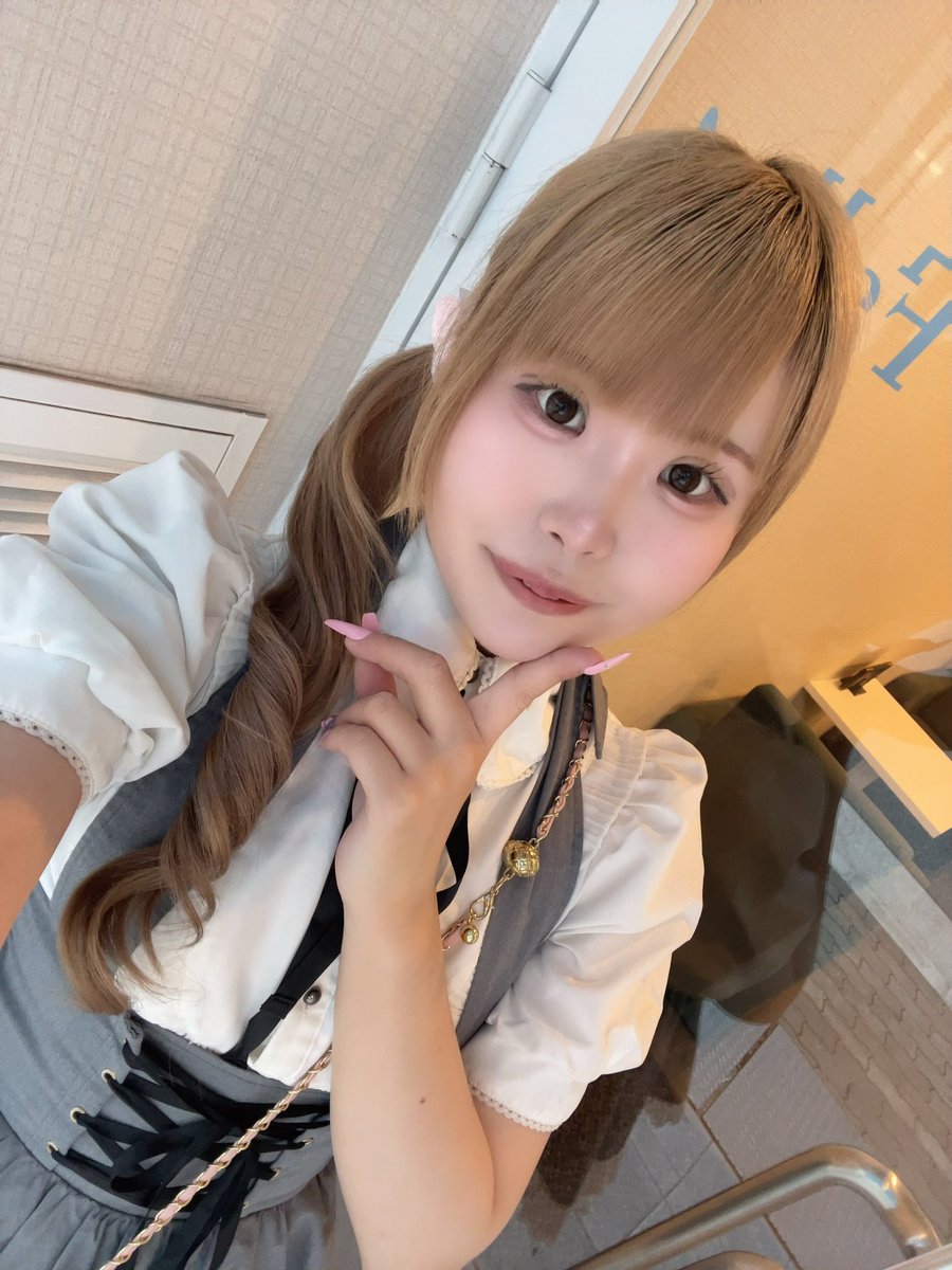 coco__chi0's tweet photo. いてます🎀最近この髪型はまってるー！ https://t.co/sFjS0qDBcK
