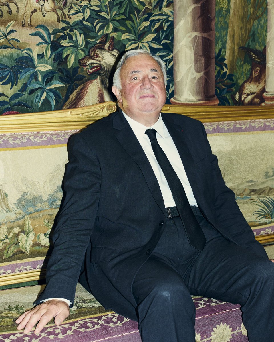 french_report78's tweet photo. 🔴🏛️ FLASH | Les députés et sénateurs viennent de raboter les droits des salariés après rupture conventionnelle.

➡️ Pour les moins de 55 ans, l’indemnisation maximale passe de 18 à 15 mois seulement.

Mais pour eux, les filets de sécurité restent autrement plus confortables :

🔹 Un député non réélu peut toucher jusqu’à 4 353 € brut par mois pendant 18 MOIS, après seulement 6 mois de cotisation, pour 76,37 € cotisés par mois.

🔹 Côté Sénat, un sortant sans emploi peut bénéficier jusqu’à 48 MOIS d’une allocation différentielle venant compléter ses revenus sous le seuil de 5 931,95 € brut par mois.

En clair : ceux qui réduisent les droits des salariés ont très bien sécurisé les leurs.