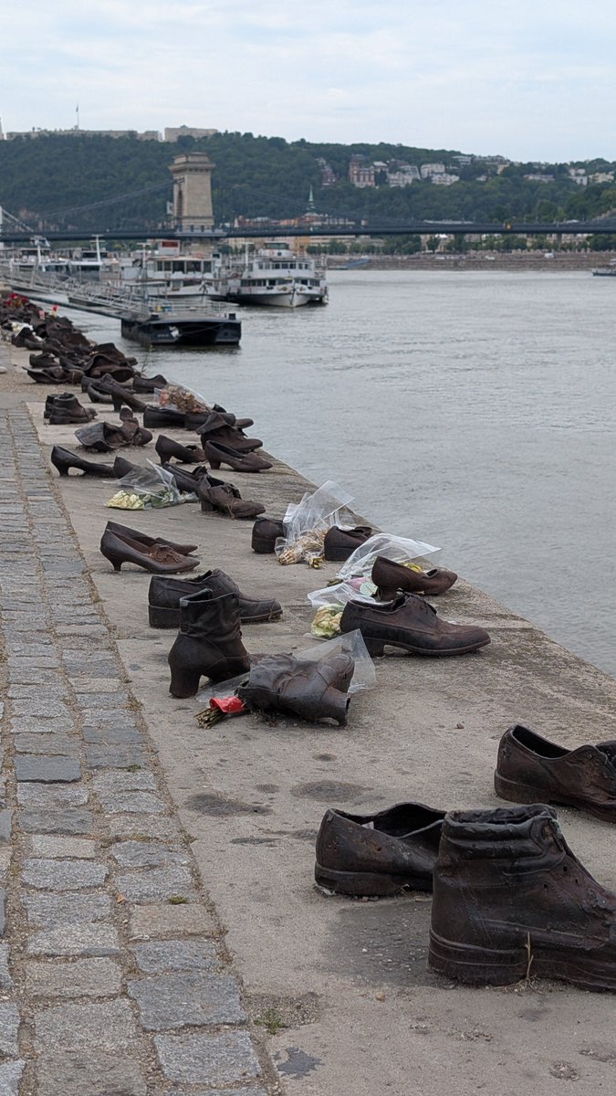 JasonStewart74's tweet photo. Shoes on the Danube Bank memorial https://t.co/SgTg7a4kQS