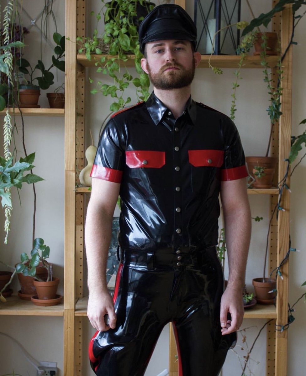 LthrBonerd's tweet photo. Rubber uniform and plants .. https://t.co/49tpZpVpEM
