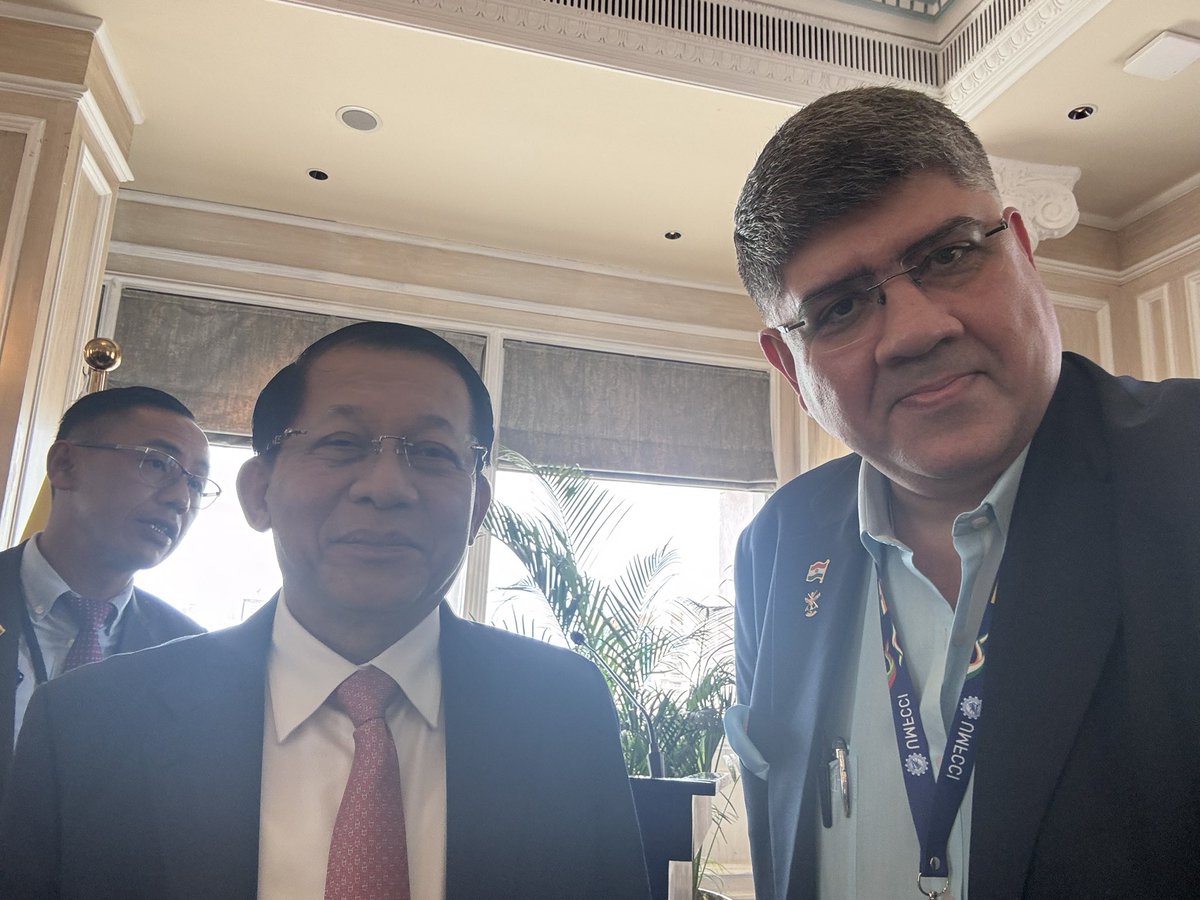 Monish_Ahuja's tweet photo. @ChannelNewsInd1 Had the honour of meeting President of Myanmar Mr Min Aung Hlaing &amp; his cabinet Ministers at Myanmar-India Business Dialogue &amp; Shri Abhay Thakur @IndiainMyanmar at @TajMahalMumbai with opportunity to talk about @we_gba @PRESPLdesk for the development of biomass-bioenergy sector. https://t.co/4ePgxfmLfR