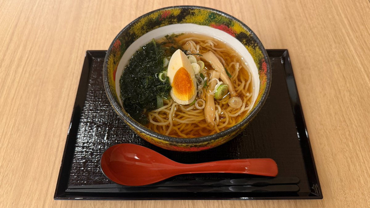 pt_hyatt's tweet photo. #御宿野乃福井

夜鳴きそばと朝食は甘味処「羽二重茶寮」にて🍜🍳

チェックイン後はアフタヌーンティーなんかもやっていて人気のようでした🍰 https://t.co/gYsDVdKDHm