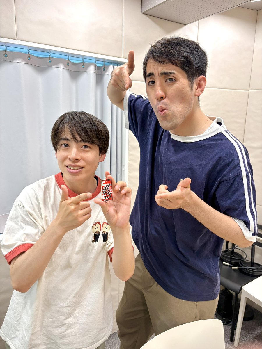 lavie_allright's tweet photo. 【通販開始は24時から】
新グッズ「モクスタ」「木札風ストラップ」及びそのセットのBASE販売は明日0時(本日24時)からスタート！

是非お買い求めください🙋‍♂️

デザイン：トキチアキさん( @IKAIHCIKOT )

https://t.co/TkUy0G7X8x https://t.co/PsIDGQaipc
