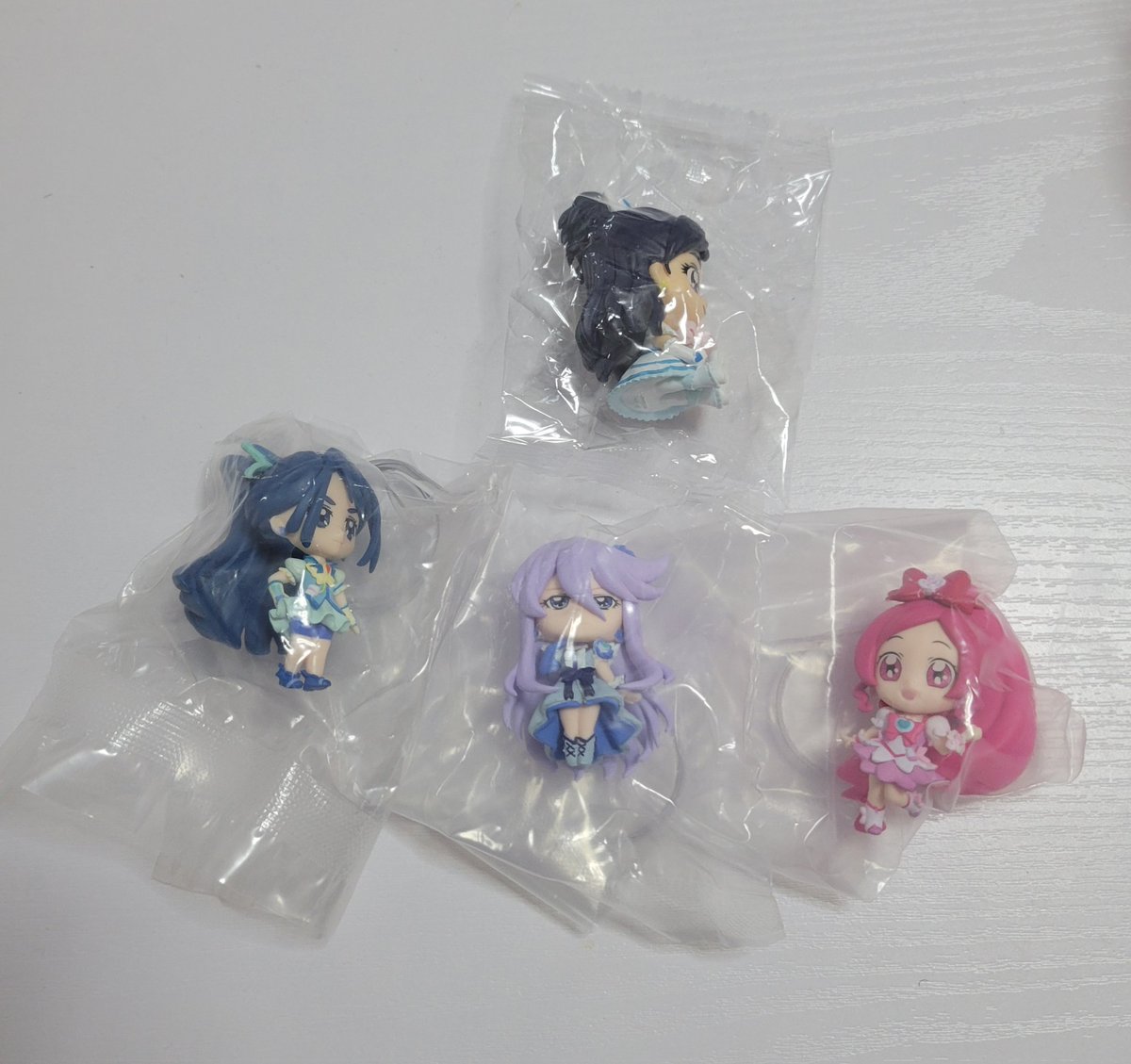 c8n84's tweet photo. プリキュア フィギュアコレクション ぎゅ〜こっと ガチャ ガチャガチャ 交換

譲 キュアホワイト キュアアクア キュアブロッサム キュアムーンライト
求 キュアブラック キュアドリーム

ドリームのみ買取可
郵送での交換希望📮
お気軽にお声掛けください🙇‍♀️ https://t.co/dYnD46O7U1
