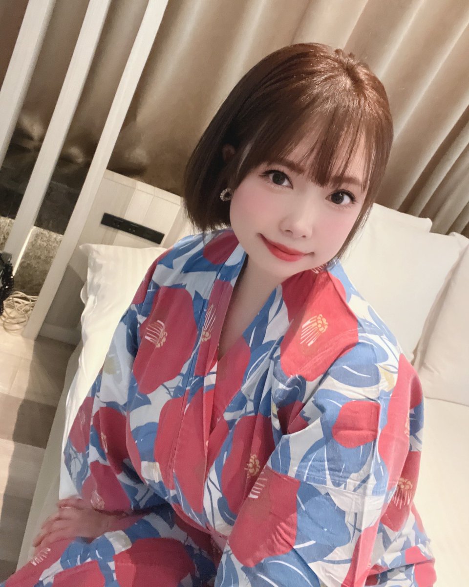 aki_mizusa7777's tweet photo. 台風だねえ🌀 https://t.co/npubICa9dC