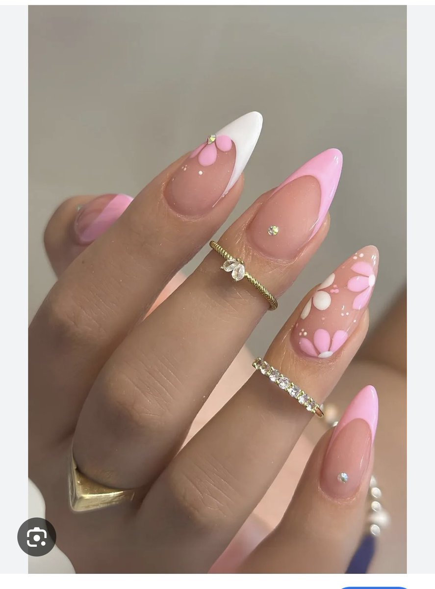 WeakForVeronica's tweet photo. Dommes and subbies pls help! 
I’m getting my nails done in a few hours and I really don’t which ones to get😭 https://t.co/KfxxjDINNI