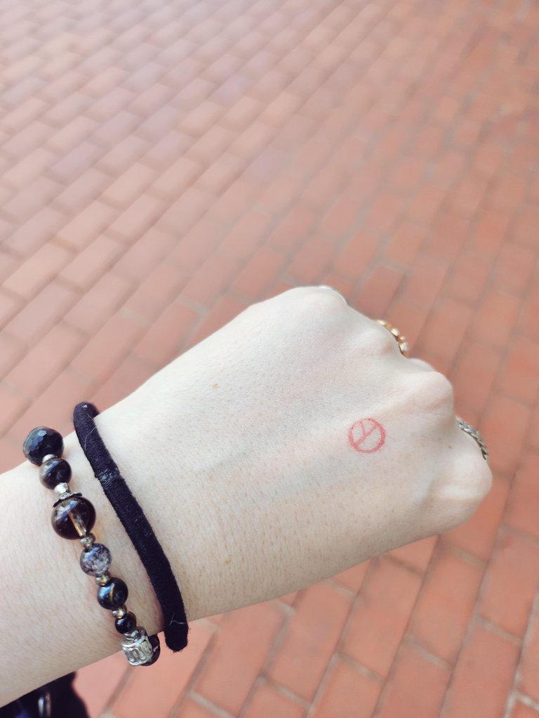 manicure_black's tweet photo. 좀 바꾸자 제발.... https://t.co/PYTwLFgmfb