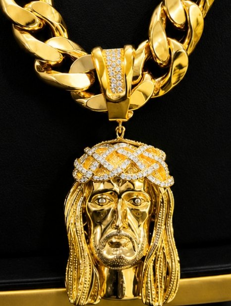 Realhimer's tweet photo. Cuban × Jesus Head Pendant 🔥💫
Now is available at Mr Gold 
DM🇳🇬08069249291 https://t.co/41qQy9xk4g