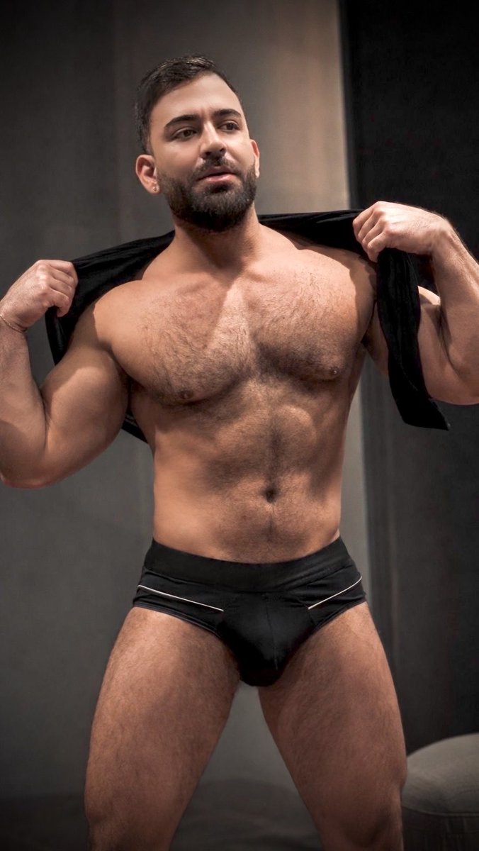 camilo9333's tweet photo. Una más ,,, disfrútenla…#sexyboy #latino #bear #beart #osomexico #osos #bulgue #pecs 🇨🇴 & 🇲🇽 https://t.co/PYltGTEp0A