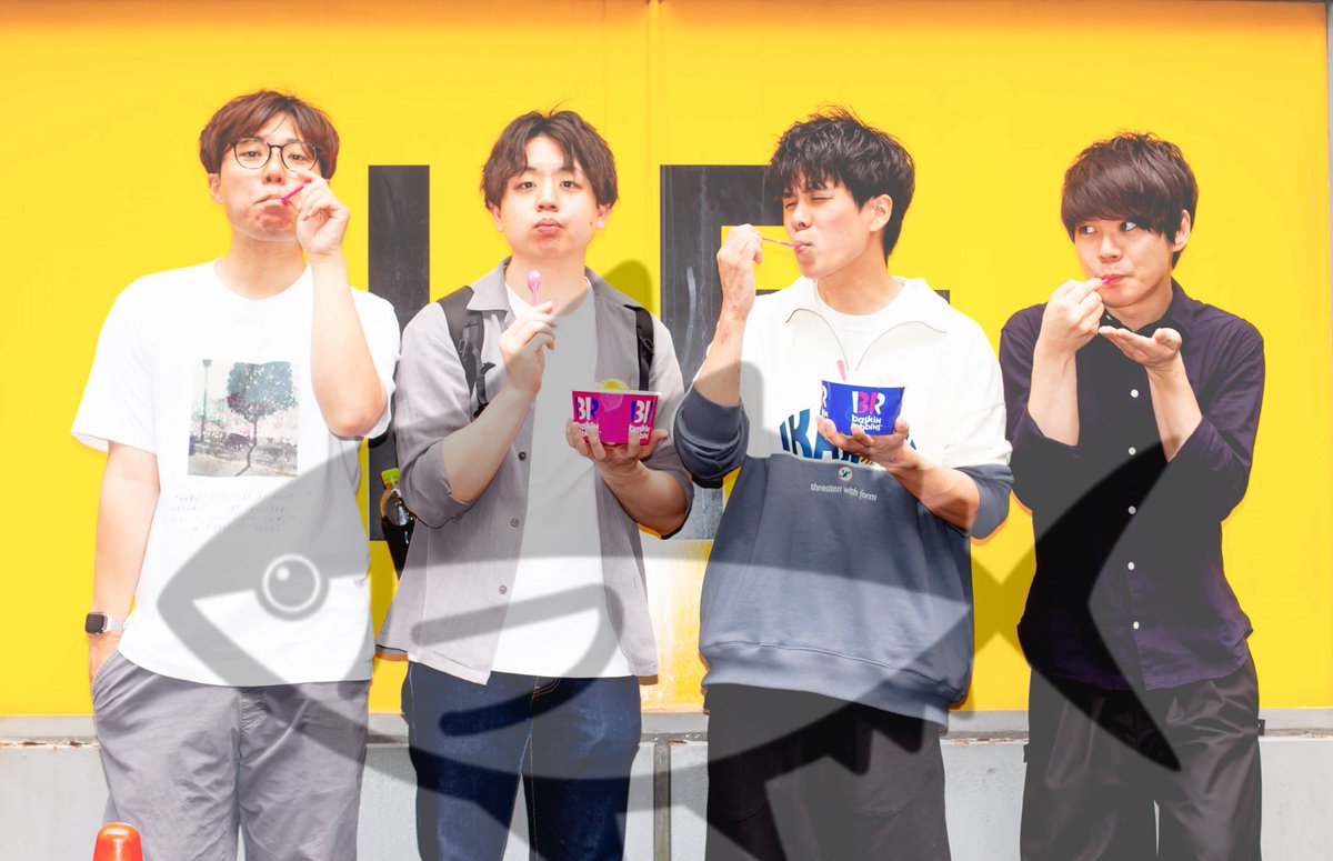 20dachi's tweet photo. 同期の休日YouTube公開収録
〜マグロ解体ショー🍣〜

6/30(火)
場所:Stage Bar MOON
開場19:30 開演20:00 終演21:30頃
¥1,500+1drink

TIGETサイトからご予約お願いします。

🎟️予約開始6/5(金)22:30-🎟️

⬇️

https://t.co/xJYFoQhXEK https://t.co/Z1PnHBkyRE