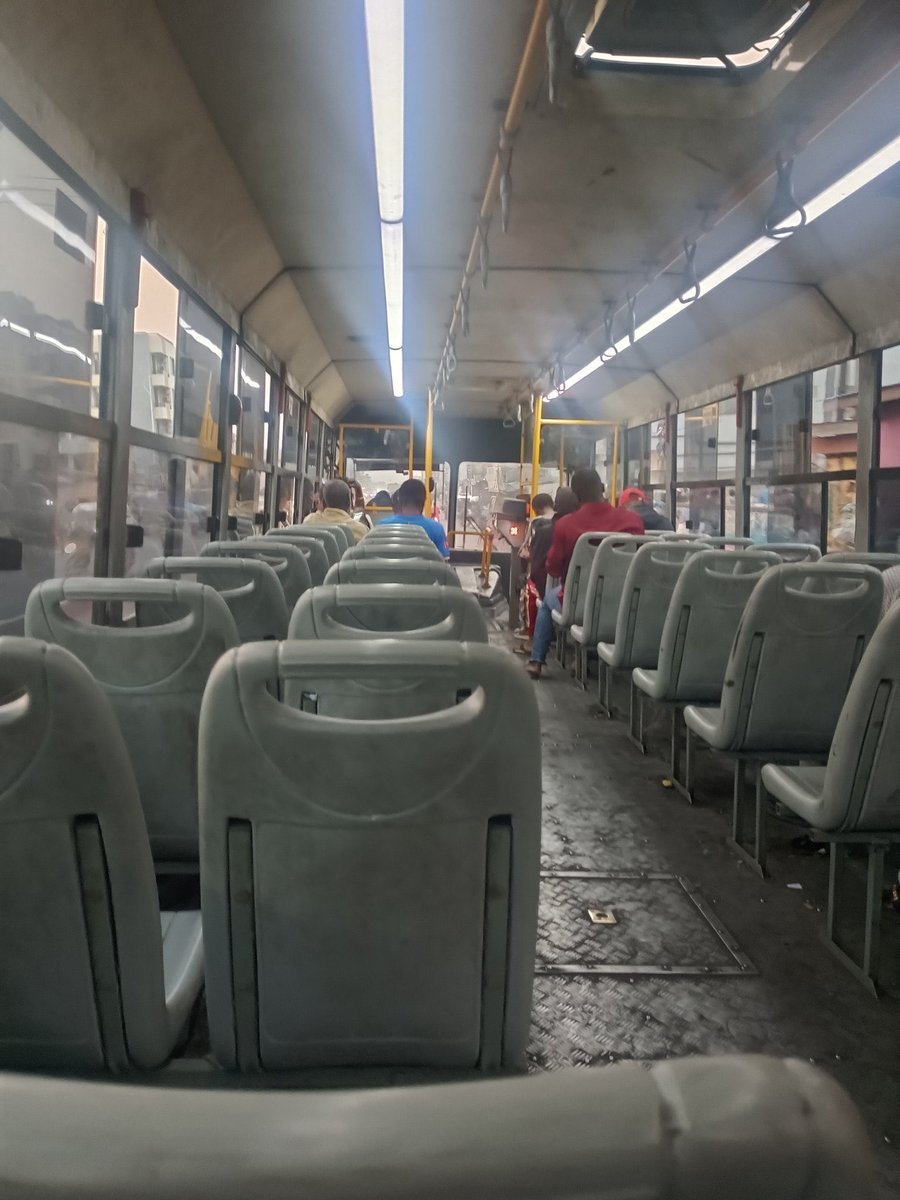TemuniP's tweet photo. #RDC #KINSHASA 
Mercredi 03 Juin 2026, 
Une démonstration de puissance par le vide : sans recourir à la force, la population de Kinshasa en particulier montre que c'est son activité qui fait vivre la ville. L'espace public, lieu de l'apparaître congolais, de la pluralité, de l'action concertée est suspendu le temps pour nous d'affirmer notre colère face à un régime de prédation. 
 
#VilleMorte #Article64 #La_résistance_est_plurielle   #Non_au_changement_de_la_Constitution #Non_au_detournememt_public 🇨🇩