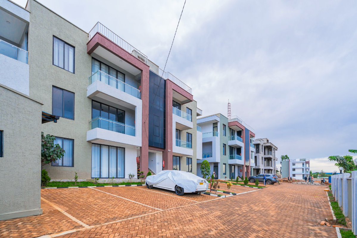 QuickRwanda's tweet photo. ✨CITIZEN Apartment in Kanombe Busanza

*3 spacious bedrooms
*2.5 bathrooms
*120 sqm of interior space
*Cozy living, dining &amp; kitchen layout
*3 balconies with stunning views 

Price: 95,000,000 RWF
📞 Call/WhatsApp: +250 788 441 844
🌐 Visit: https://t.co/JVXMK58uB8 https://t.co/U2oqJa3Z9E