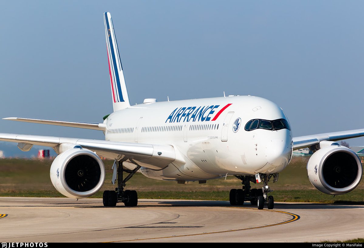 airplusnews's tweet photo. 🔴 Disponibilité de carburant : Air France, KLM et Transavia seront en mesure de transporter tous leurs clients cet été

➡️ Pour offrir plus de flexibilité à leurs clients, les compagnies du Groupe lancent dès le 3 juin 2026 une campagne promotionnelle inédite pour des voyages au départ de France avec des billets modifiables sans frais.