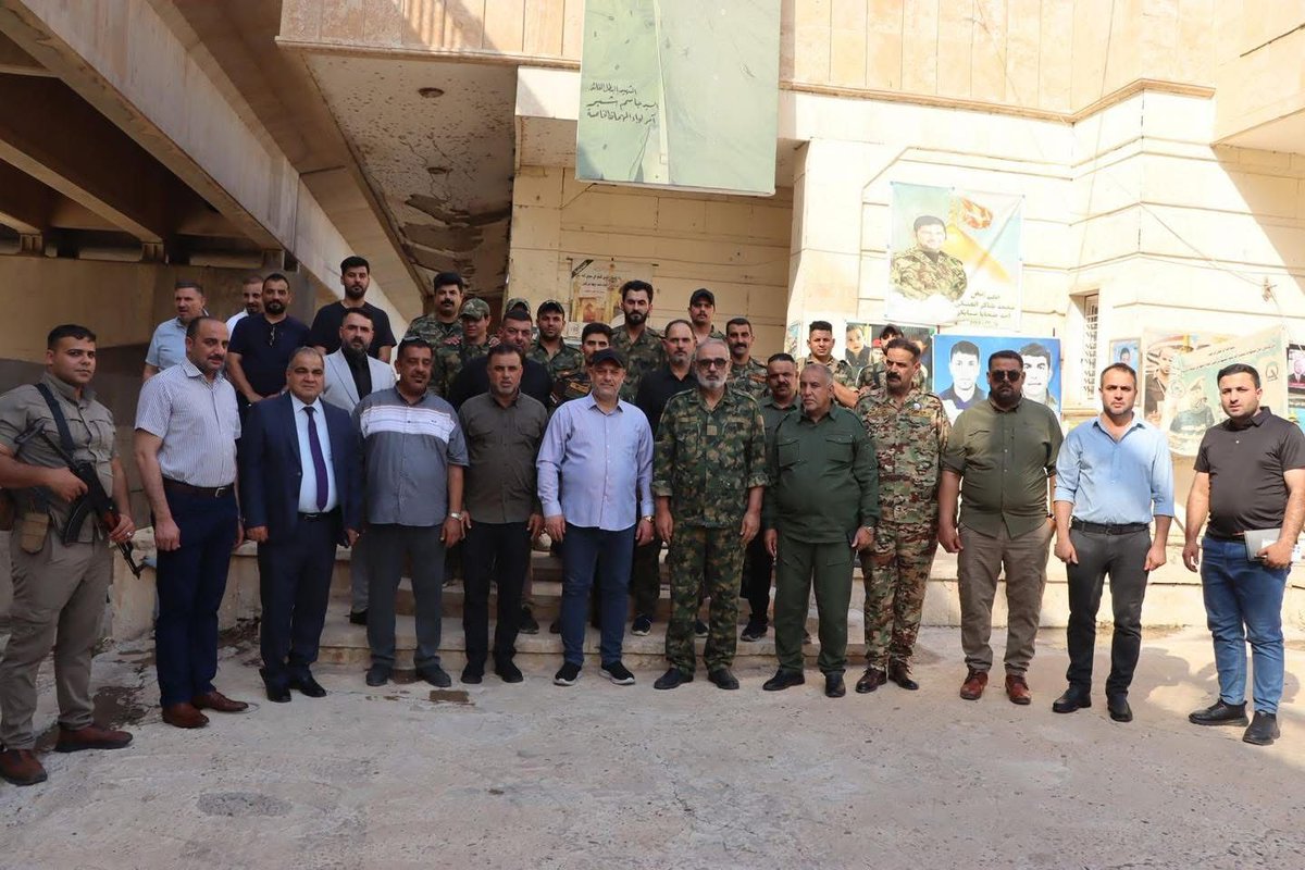 sdgoverner's tweet photo. أجرى النائب الفني للمحافظ المهندس مفيد منعم البلداوي زيارة ميدانية إلى موقع جريمة سبايكر، للاطلاع على حجم الاستعدادات الجارية لإحياء الذكرى الثانية عشرة لهذه الجريمة المروعة التي راح ضحيتها آلاف الشهداء من أبناء العراق.

https://t.co/CKinZQMvrM https://t.co/zsiFHr7knA