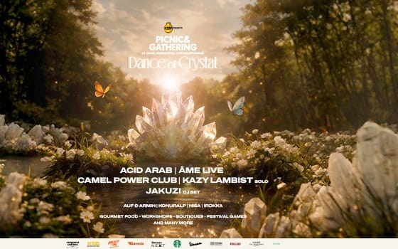 EventmagApp's tweet photo. Şehrin kalbinde, boğazın eşsiz manzarasında dans vakti! 🌊 %100 Müzik Sunar: Picnic &amp; Gathering Dance of Crystal, 13 Haziran'da Swissôtel The Bosphorus’un büyüleyici atmosferinde ritmi yükseltiyor. ✨🎧 #PicnicAndGathering #Swissotel https://t.co/R4S1XwkyWH