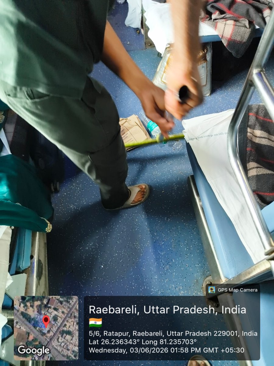 srdmekur1's tweet photo. @srdomkur @DRMKhurdaRoad @RailwaySeva @Amanvikram04 We are unable to contact with passenger but confirmation from on duty OBHS staff, cleaning done by OBHS staff. https://t.co/vvF92uMD3G