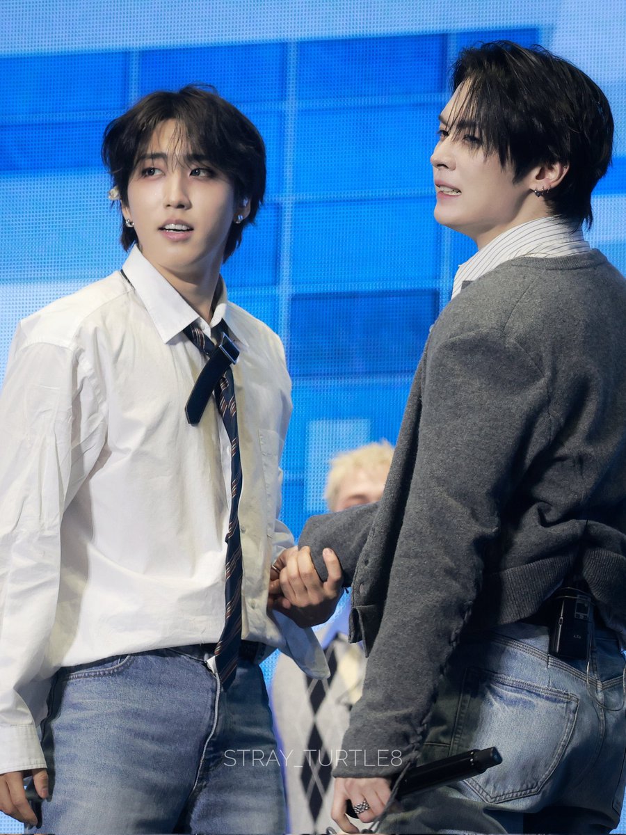 haetbitlinoring's tweet photo. pretty boyfriends 🥰❤️ https://t.co/liVHtSchS1