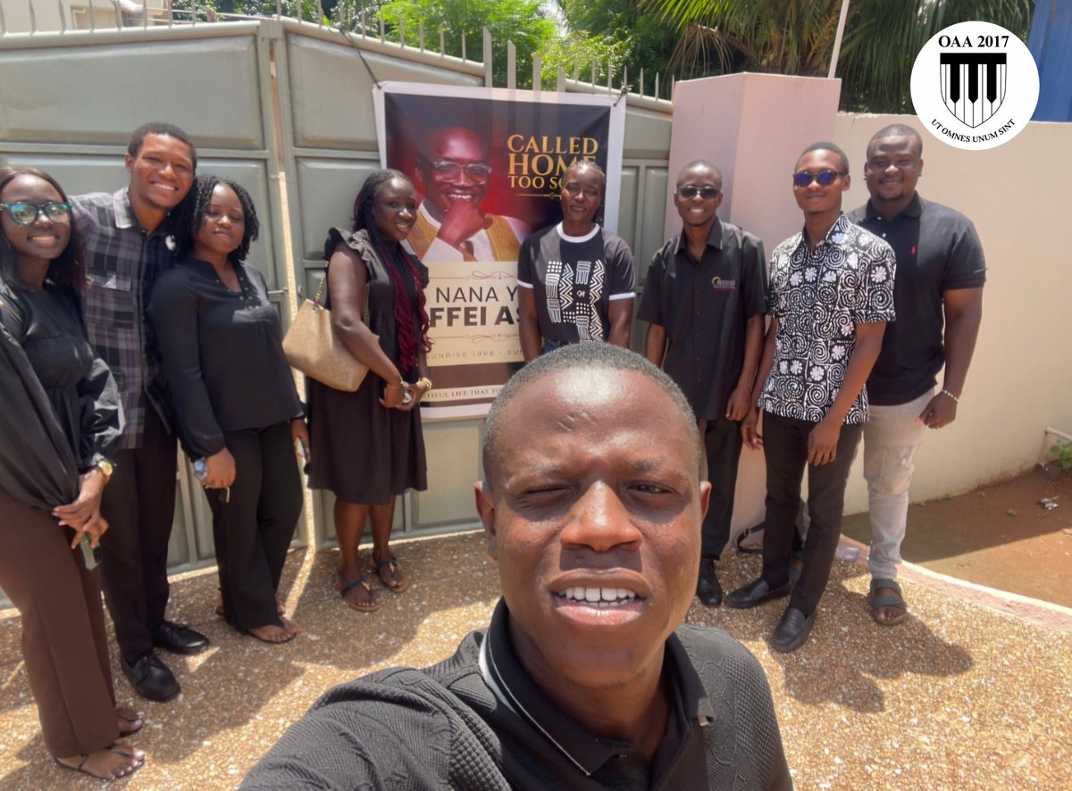 oaa_2017's tweet photo. The year group assured the family of their full presence and commitment throughout this difficult time. OAA 2017 stands with the family not just in words, but in action, as they journey together in honoring the memory of Akora Nana Yaw Offei Asare 

#Akora2017 #OAA2017 https://t.co/kWqOS0y1pa